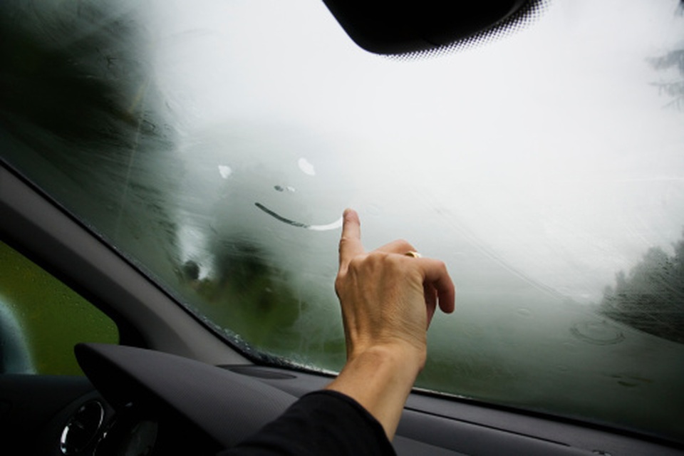 Bảo quản xe trong thời tiết nồm ẩm - Ảnh 2